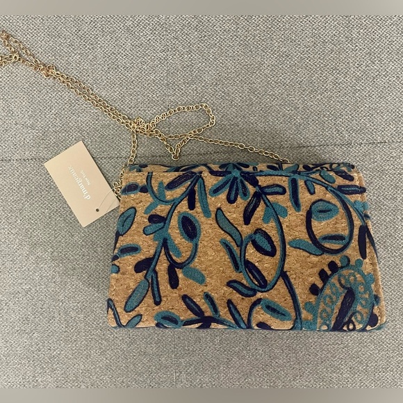D’Margeaux Embroidered Cork Purse - Picture 7 of 9